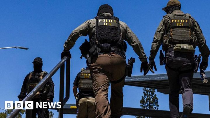 ICE arrests captain in New York Harbor boat accident that killed mother and infantImmigration officials allege the boat operator illegally entered the US from El Salvador and lied about his citizenship.13 mins agoUS & Canada