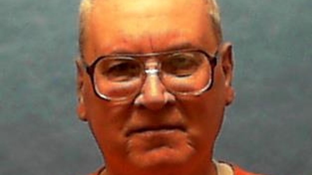 Sick serial killer lured victims to woods - now give death row execution date