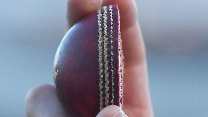 Ollie Robinson, Josh Tongue split match ball in half