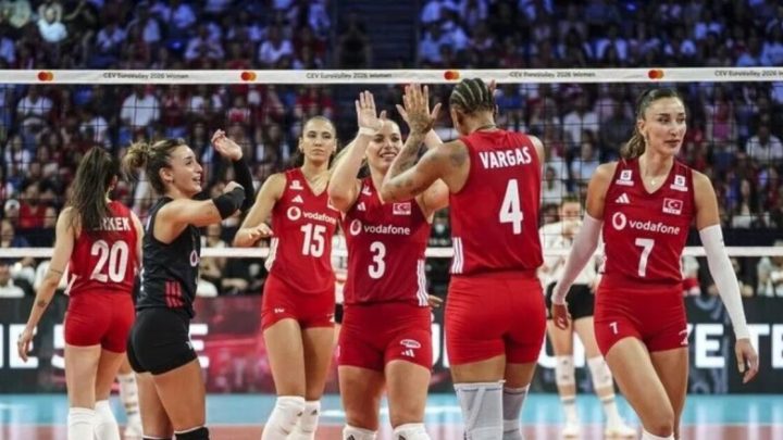 Türkiye-Almanya voleybol maçı kaç kaç bitti?