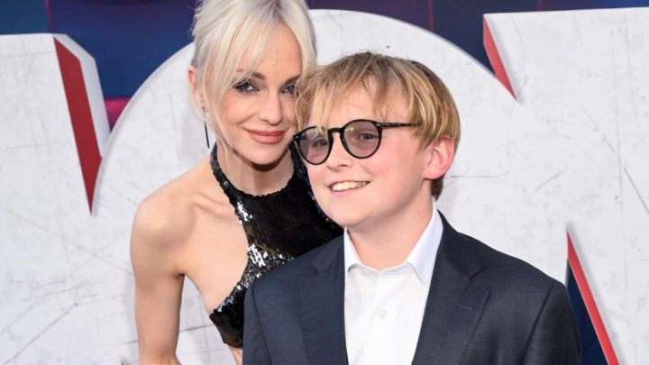 Anna Faris details tense conversations with religious son Jack, 14: ‘I try to challenge him’