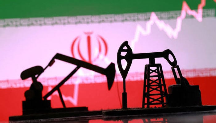 ایران کو رواں سال کے پہلے 4 ماہ تیل کی فروخت سے 7.5 ارب ڈالرز حاصل ہوئے: رپورٹ