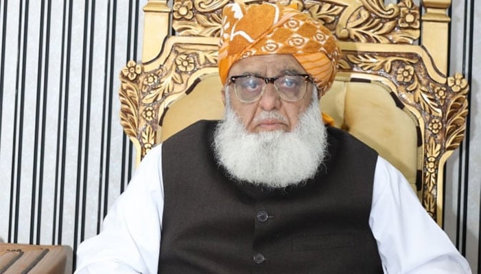 میں ہوتا تو بانی پی ٹی آئی کا علاج ہوچکا ہوتا، فضل الرحمان