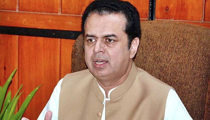 پی ٹی آئی والے عدالتی فیصلے پر کہانیاں بناتے رہے، طلال چوہدری