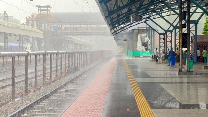 Passengers drenched as renovated platform shelters in Subrahmanya Road railway station do not offer protection from rainwater