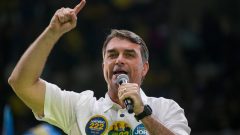 Flávio Bolsonaro e a profanação eleitoral da fé