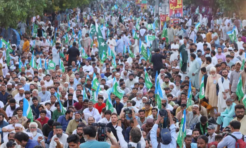 JI warns of countrywide strike if recent petrol price hike not withdrawn
