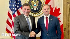 Canada and US say they are finalising a trade deal, but details remain murkyPrime Minister Carney hailed "significant progress" in trade talks as the two countries seek to hammer out final details ahead of a new weekend tariff deadline. 8 mins agoUS & Canada