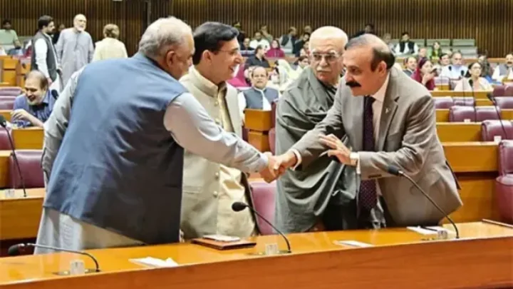 PPP ‘stalls’ NA business, forces govt to shelve 21 bills
