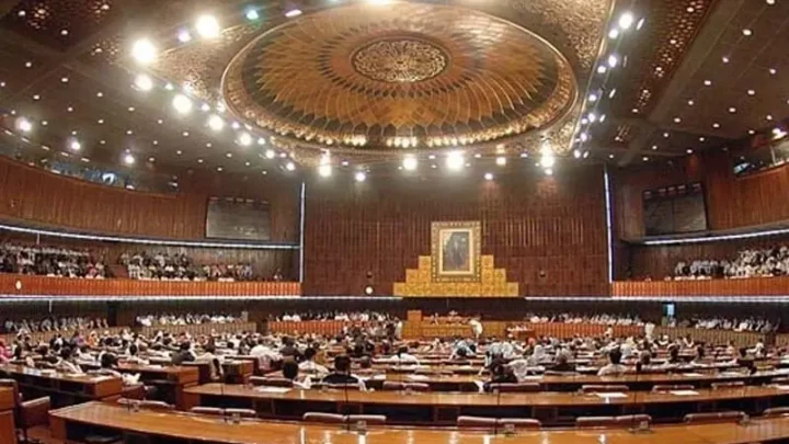 National Asse­mbly paid lawyers Rs35m to keep lid on Right to Information requests