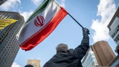 Iran warns Gulf countries against helping US after UAE cuts trade ties