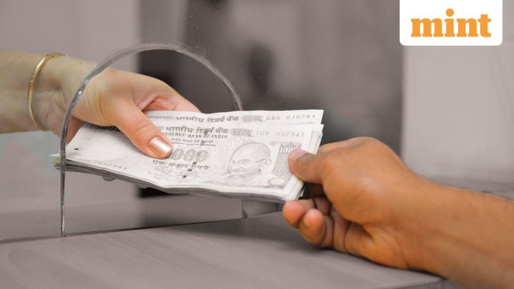 Is cash on way back? Currency with public surges to ₹41.8 lakh cr