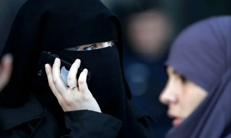 Portugal bans full-face veils