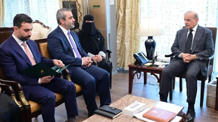 PM Shehbaz reaffirms Pakistan’s support for Syria’s sovereignty, unity