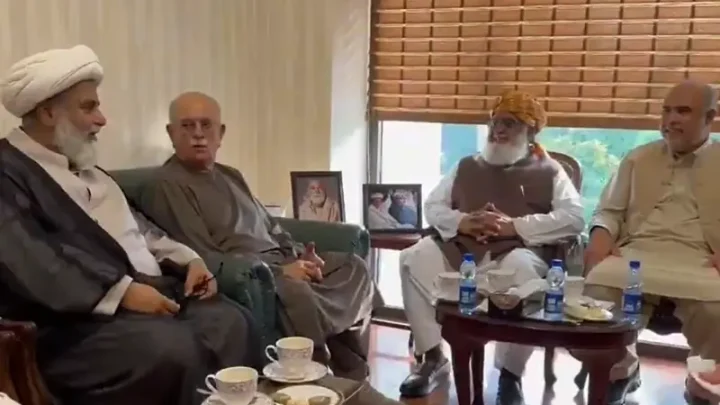 JUI-F chief, opposition leaders agree to form ‘united opposition’