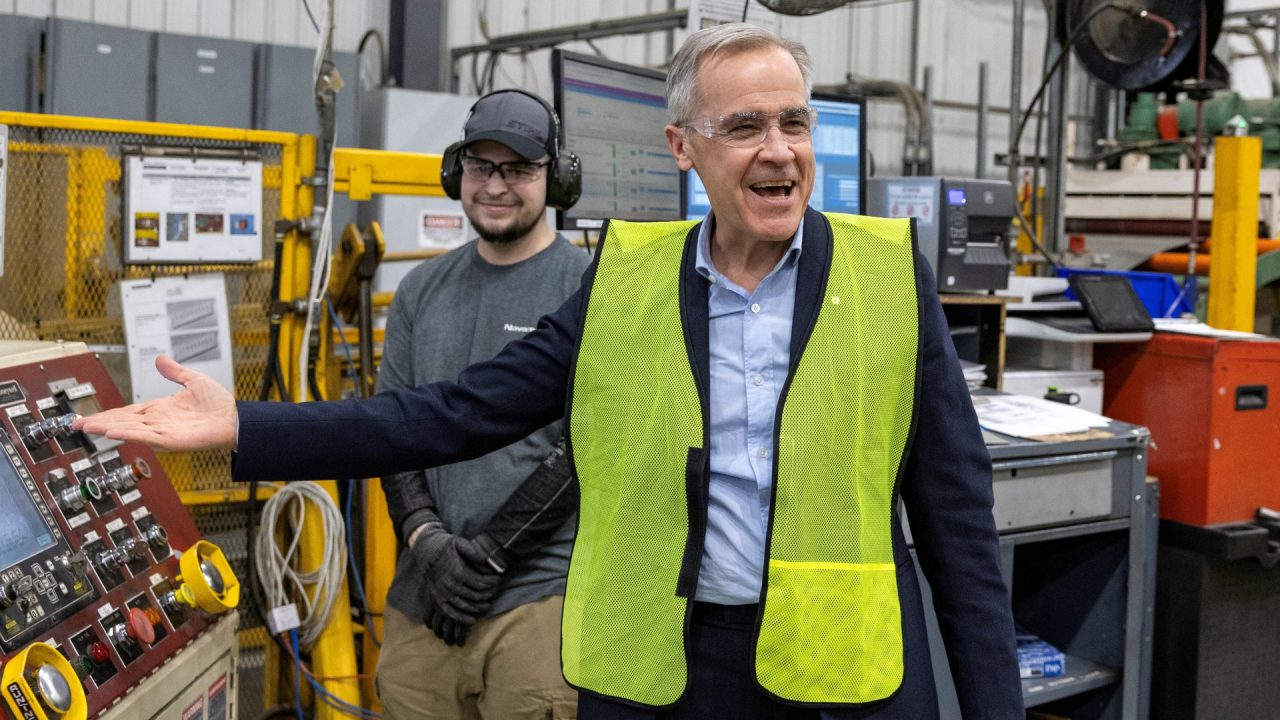 Canadian economy recovers sharply in Q2 but shadow of US tariffs in future