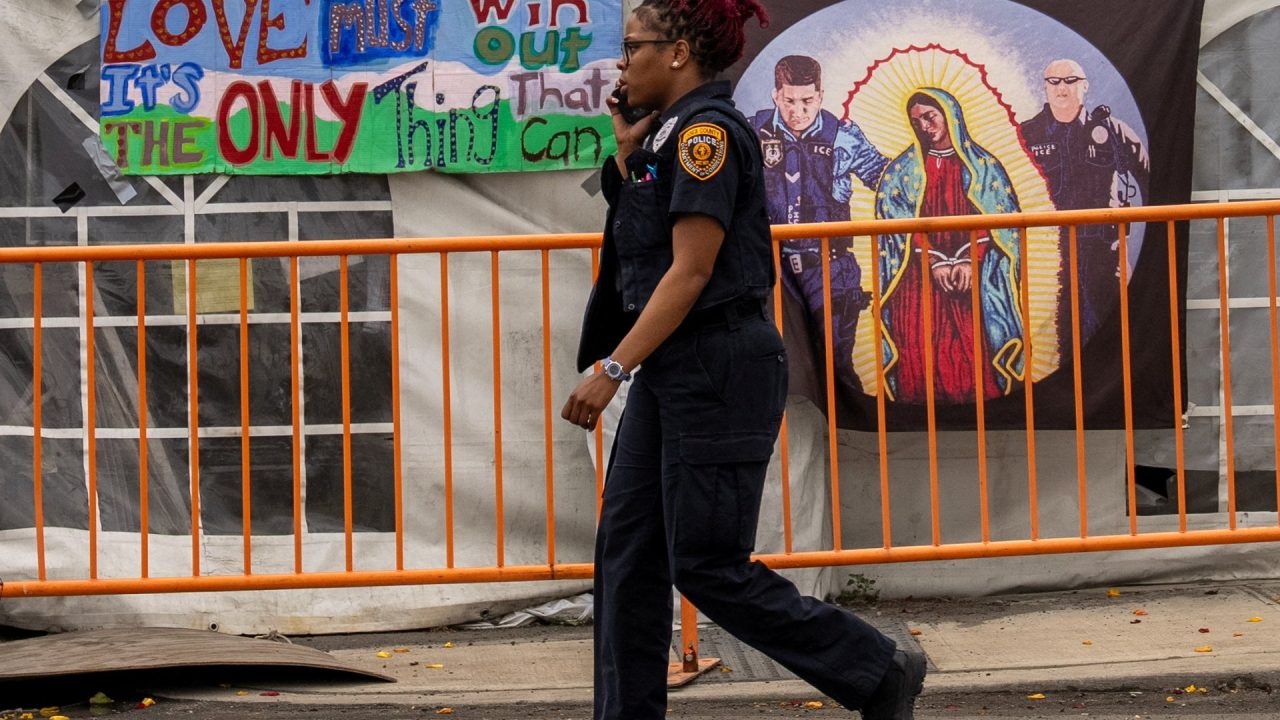 US plans to revoke business, tourism visas of 200,000 asylum seekers