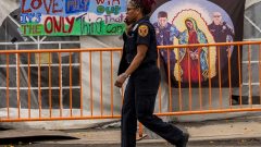 US plans to revoke business, tourism visas of 200,000 asylum seekers