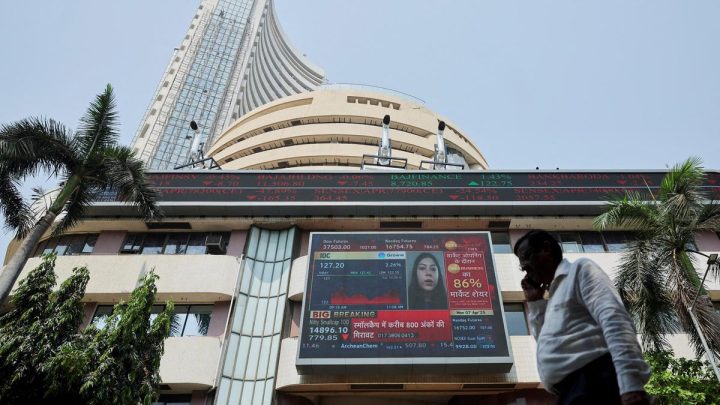 Stock markets rebound in early trade; Sensex jumps over 500 points