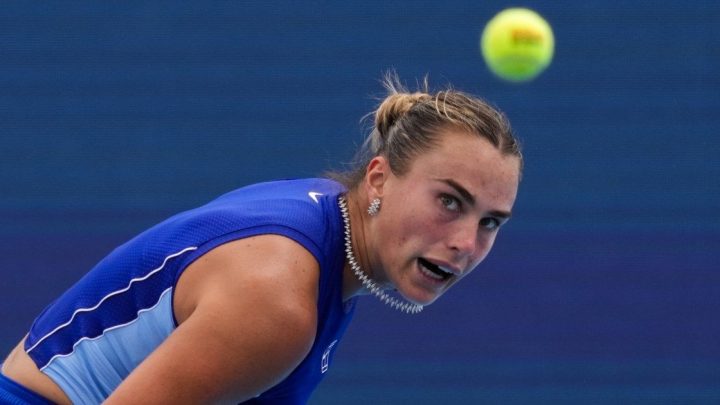 Cincinnati Open: Sabalenka takes six match points to defeat Gibson