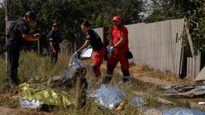 Russian expert warns of impending social crisis as Ukraine death toll rises