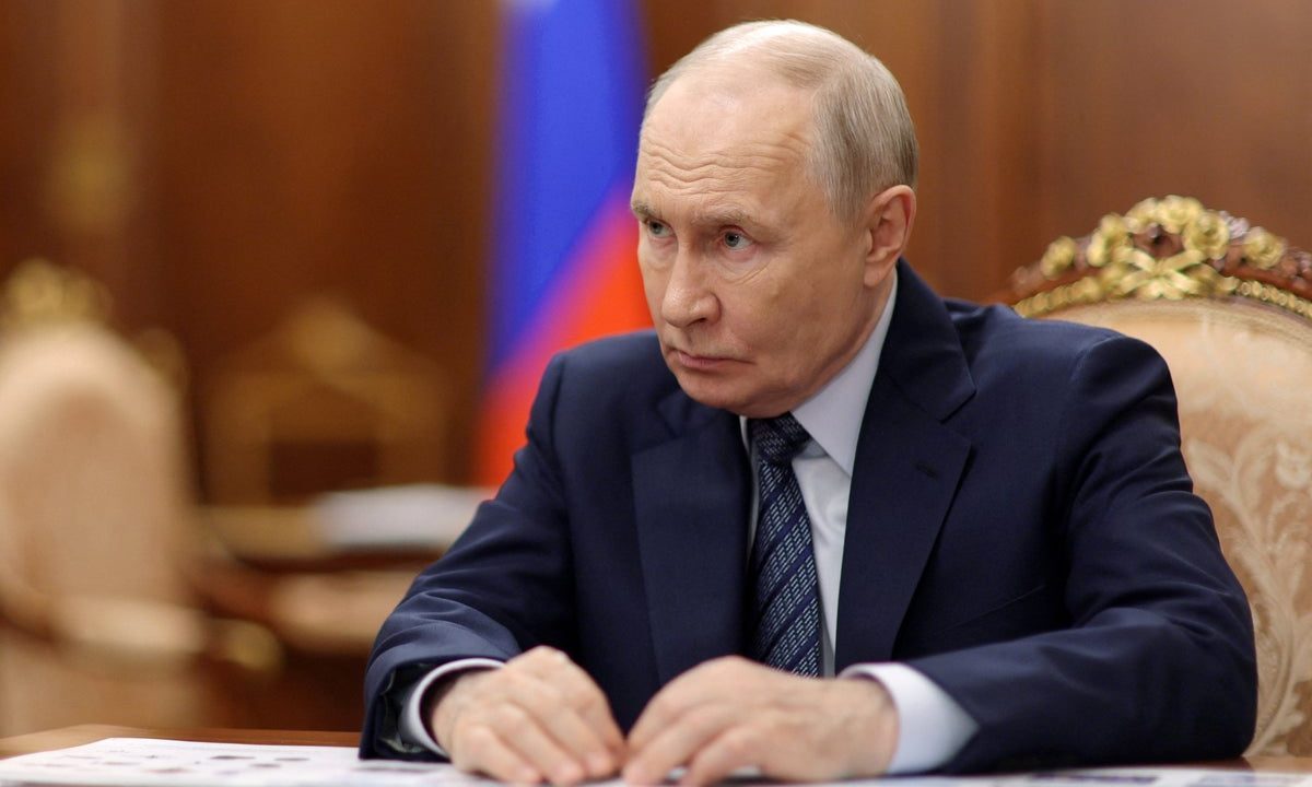 Russia threatens to bomb UK military bases over support for Ukraine