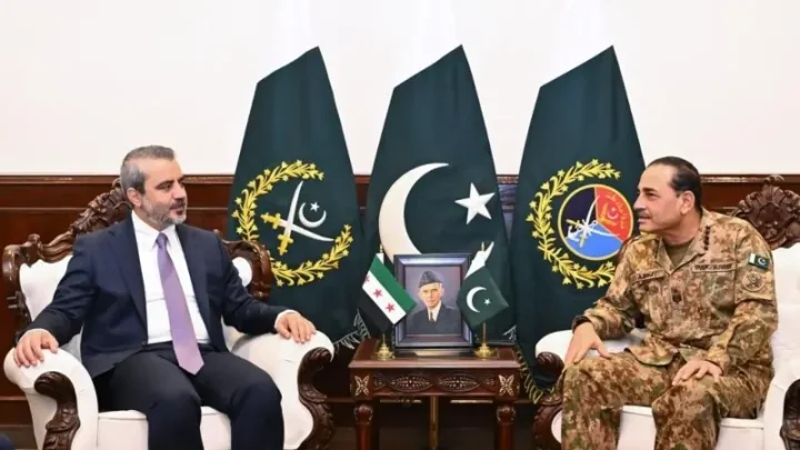 CDF Munir, Syrian foreign minister discuss defence, security cooperation