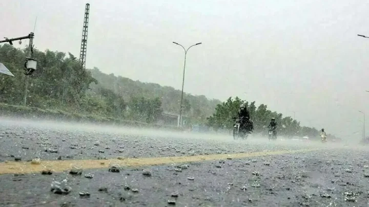 PMD forecasts downpours across upper, central regions over weekend