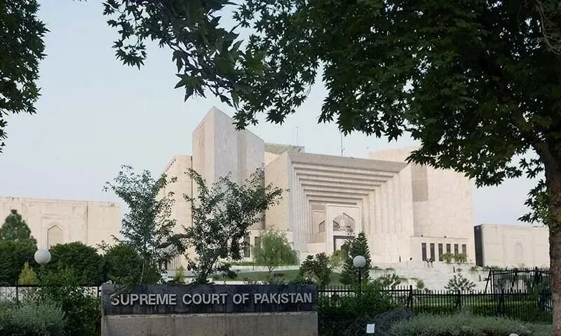 Islamabad chief commissioner again moves SC against ‘discriminatory’ order to shift Imran to private hospital