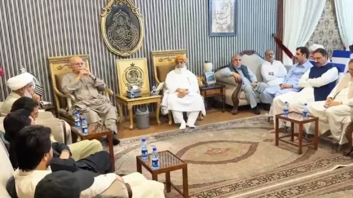 JUI-F looks to join opposition ranks