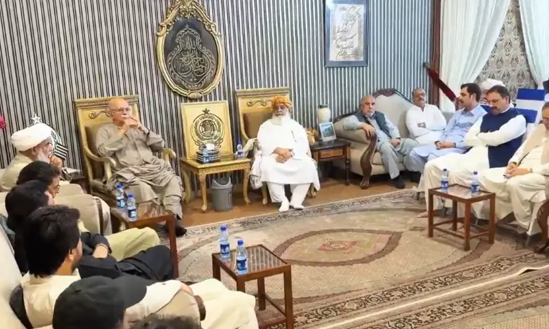 JUI-F looks to join opposition ranks