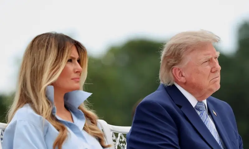 Trump heads into midterms short on foreign policy wins