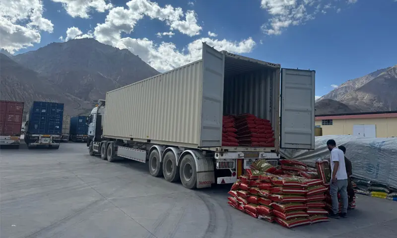 Khunjerab Pass generates record Rs15 billion in customs revenue