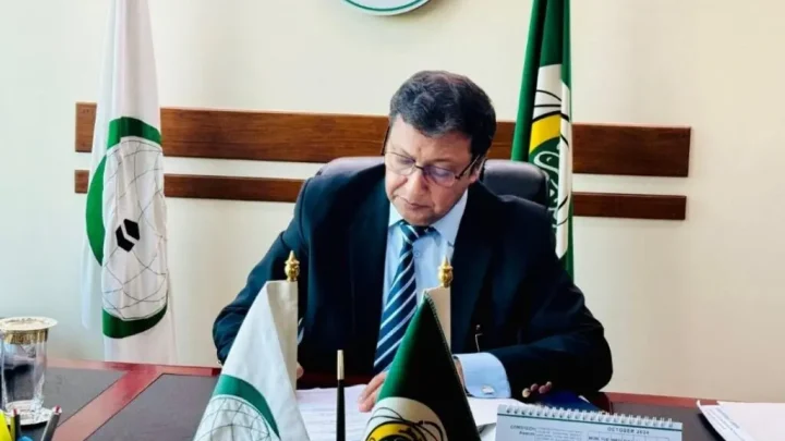 Comstech chief remains defiant in face of ‘damning inquiry’