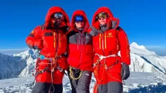 5 women from GB successfully summit Spantik