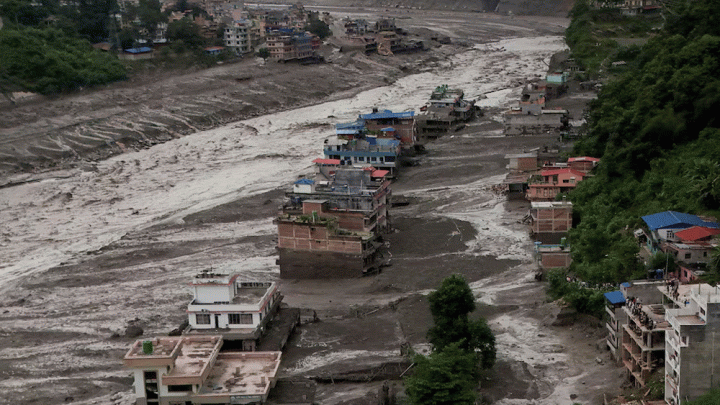 Nearly 1,500 missing in Nepal and China after devastating Himalaya flood
