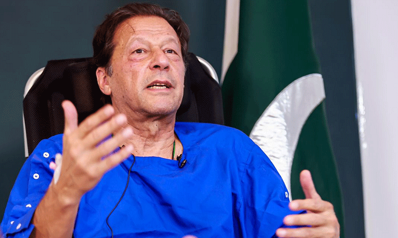 Imran's hospital visit: Ex-PM's sister again moves SC for early hearing of contempt plea against govt