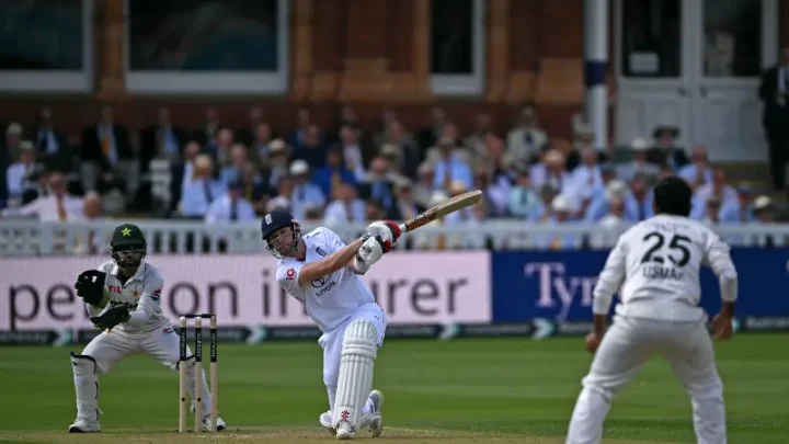 Last-wicket duo take England to 290 all out in 2nd Test against Pakistan