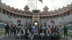25 Pakistanis return home after release from Indian jails via Wagah border
