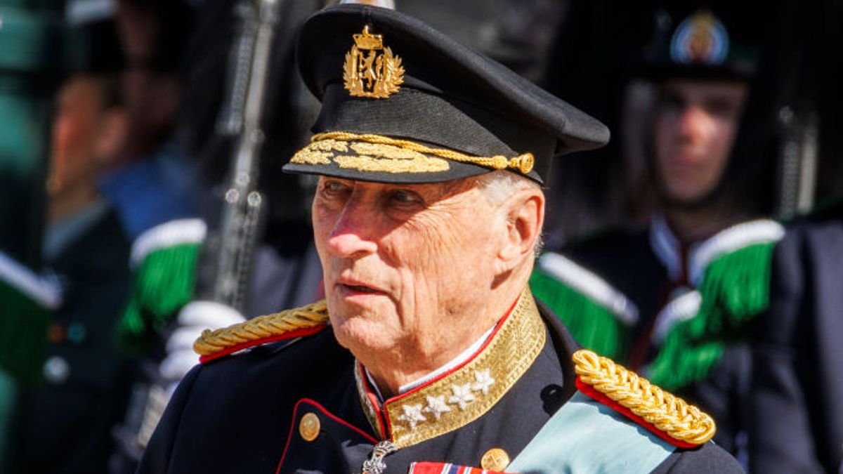 King Harald of Norway in ‘extremely serious condition’ as Royal Family gather at hospital