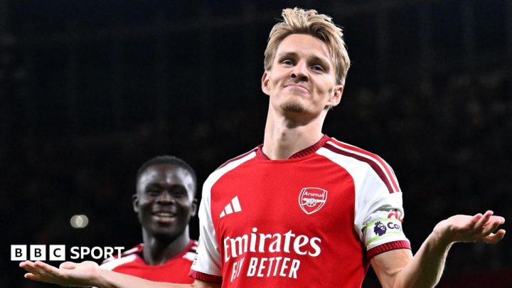 Swaggering Arsenal want title attack, not defenceArsenal started last season as nearly men but their title win has given them a swagger – as Coventry discovered on the Premier League's opening night.