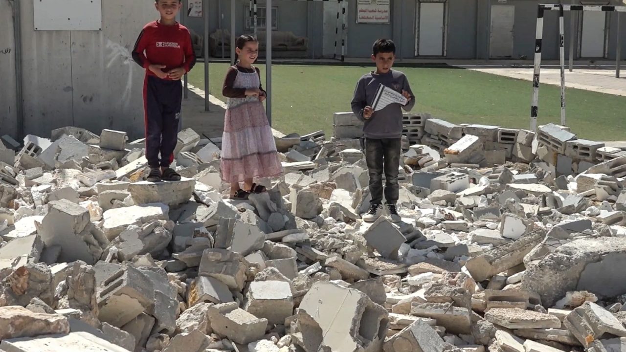 Palestinian children return to school under threat of Israel demolition