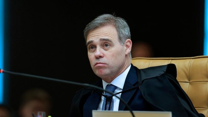 Mendonça minimiza fala sobre ‘condição média’ com salário do STF e fala em ‘propósito’