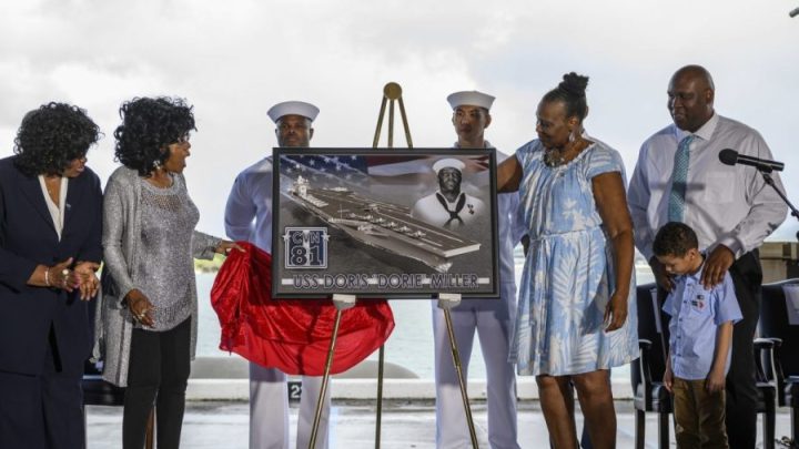 Navy reportedly weighs renaming aircraft carrier for Trump