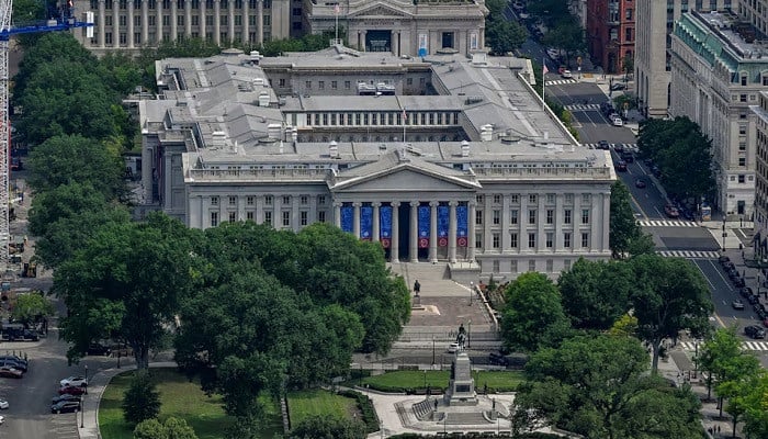 US debt explodes past $40tr as Washington’s fiscal crisis deepens under Trump, Biden