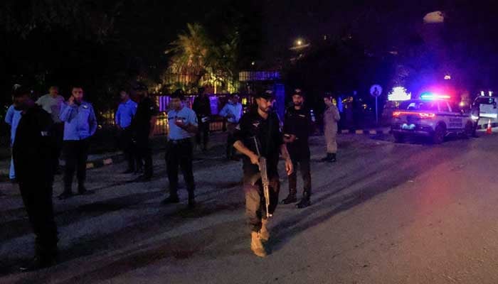 Imran Khan taken back to Adiala jail after doctors declare him ‘medically fit’: info minister