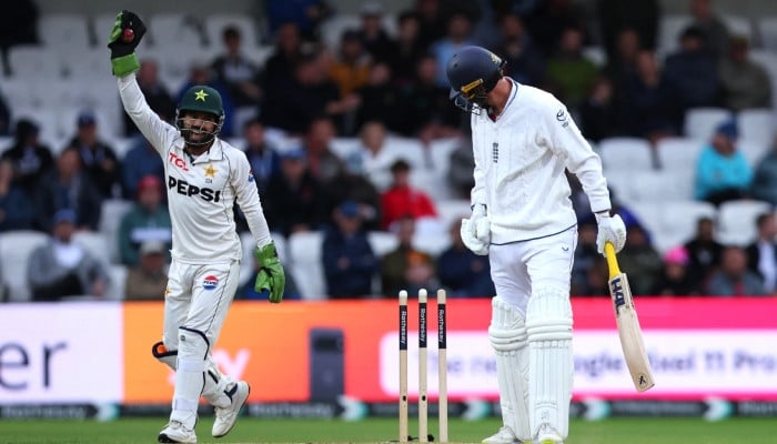 First Test: Pakistan trail by 238 after bowling out England for 409