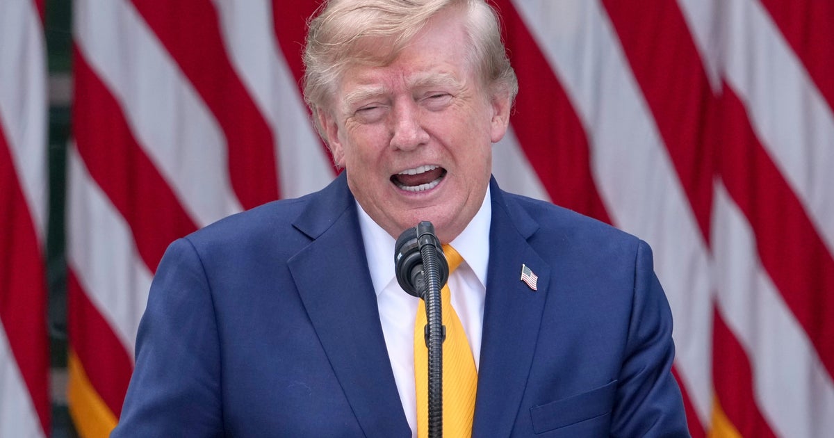 Top Author Compares Trump To Roman Emperor In Brutal Putdown: 'Can See Him In A Toga'