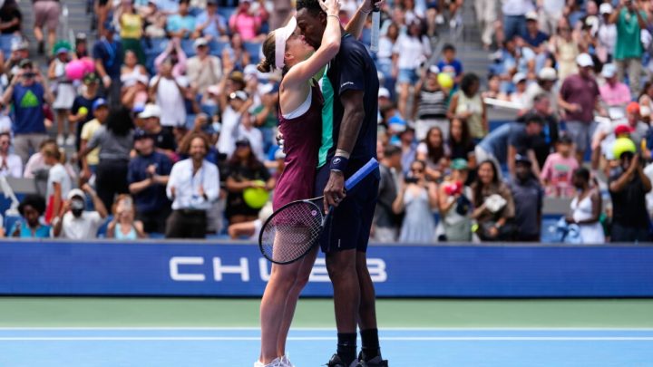 Quite a couple: Spouses Elina Svitolina and Gael Monfils reach US Open mixed doubles semifinals