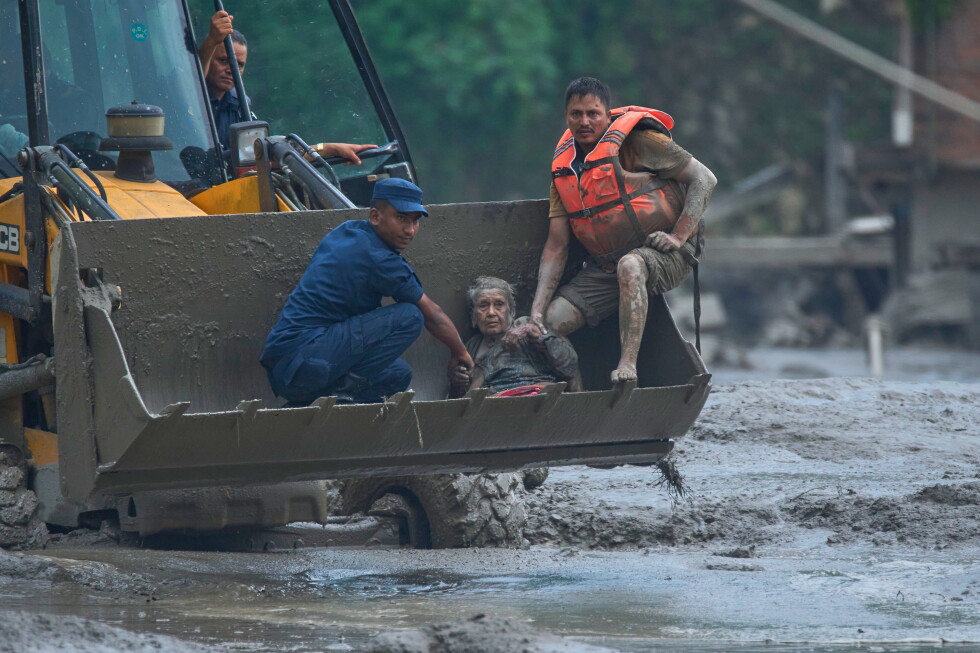 Photos show aftermath of flash floods in Nepal